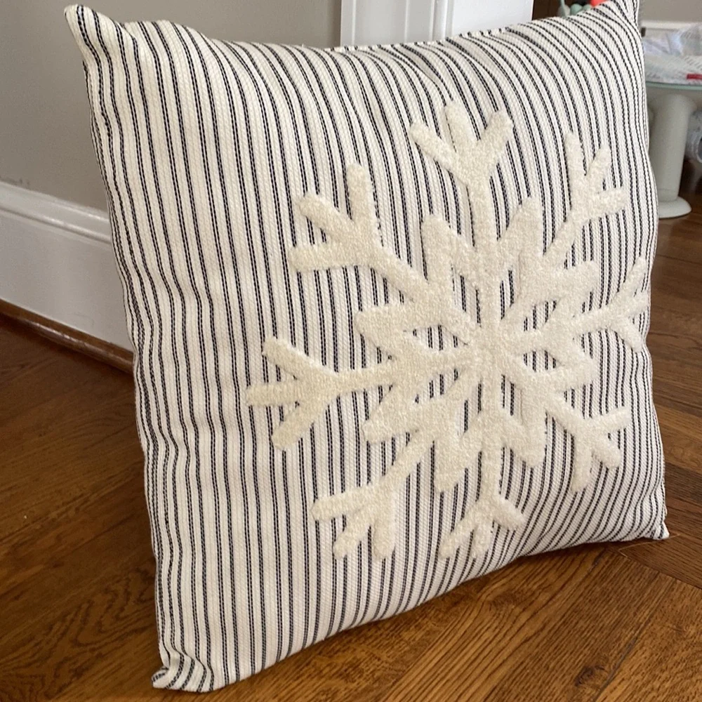 Snowflake accent pillow